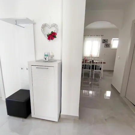 Apartman Rivana Baska Voda Exterior photo